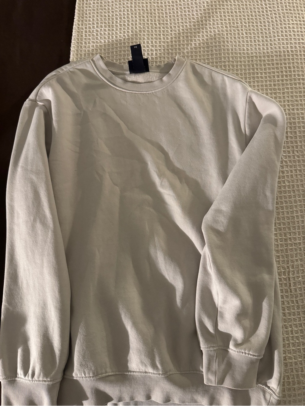 H&M Men's Crewneck Sweatshirt in White